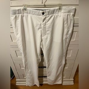 Men’s Loose Coupe Under ARMOUR Golf Pants